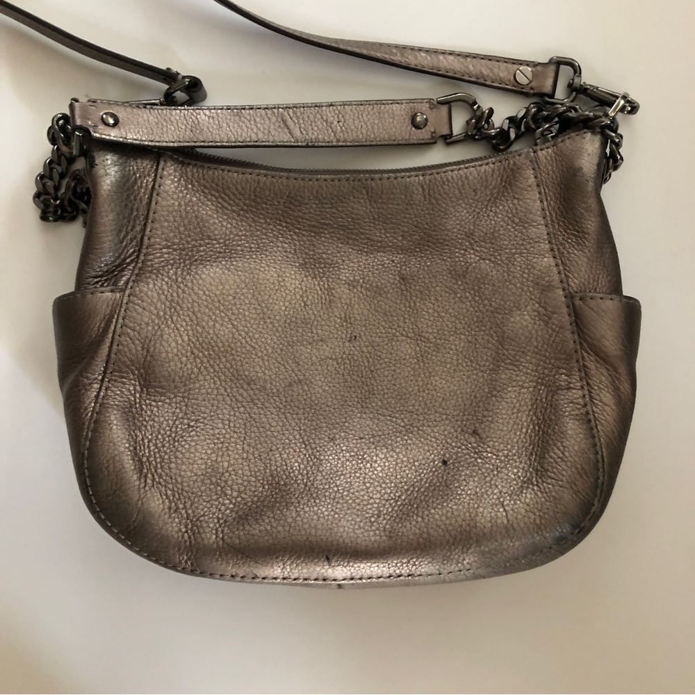 Michael Kors versatile bag with 2 sizes straps